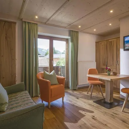 Hinterholzer Apartment *